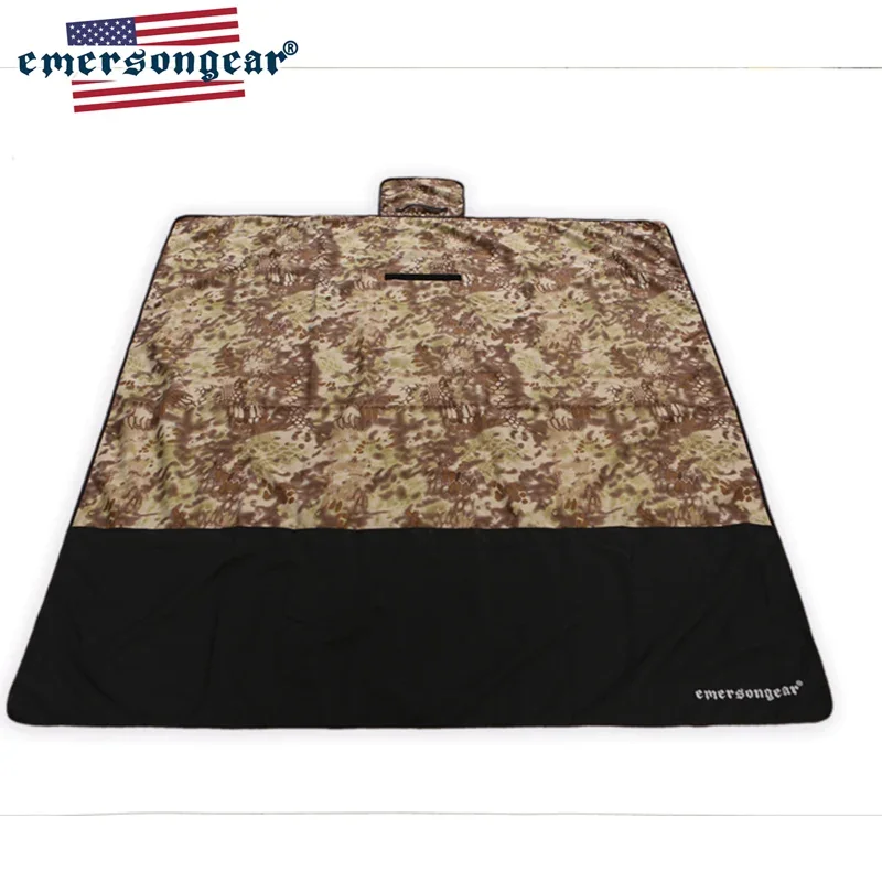 Hunting And Camping In Forest - Emersongear Tactische Deken Camping Mat Waterdicht