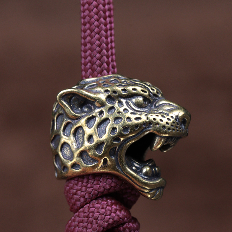 Luipaard Hoofd Sculptuur Messi - Paracord Survival Bracelet recensie en prijs