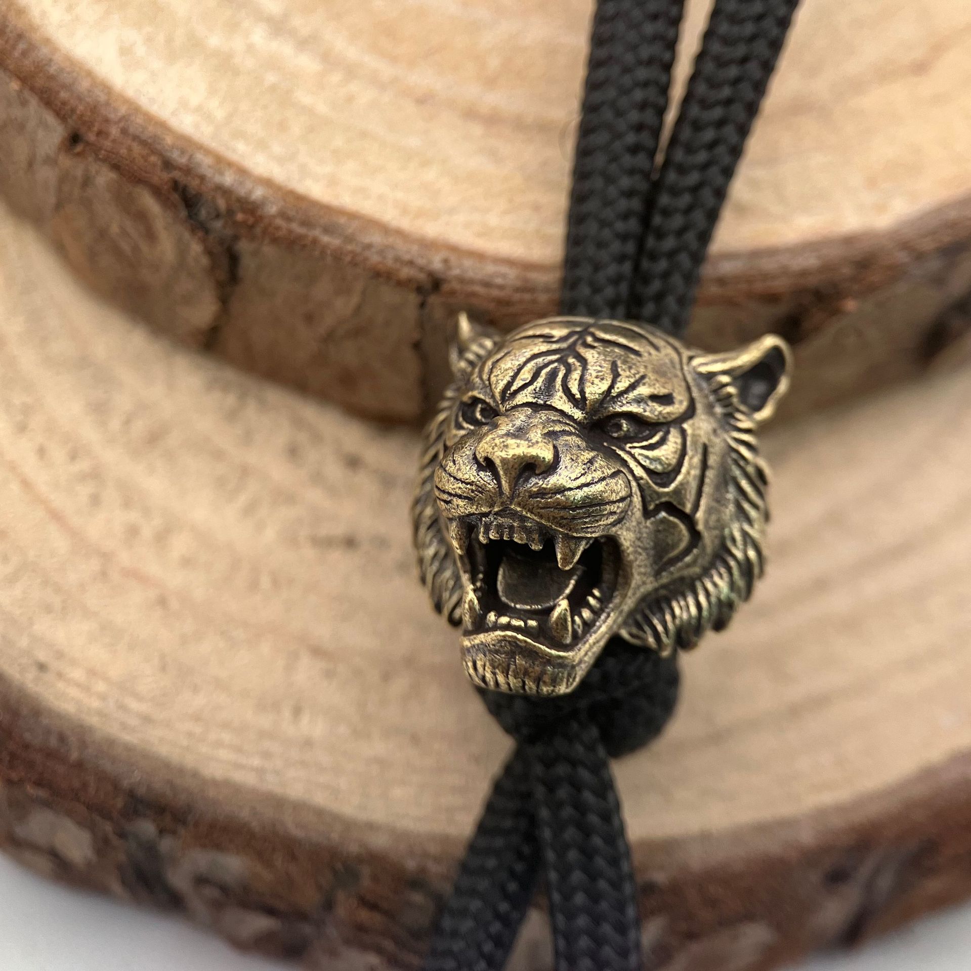 Tijgerkop Messing Mes Kralen E - Paracord Survival Bracelet recensie en prijs