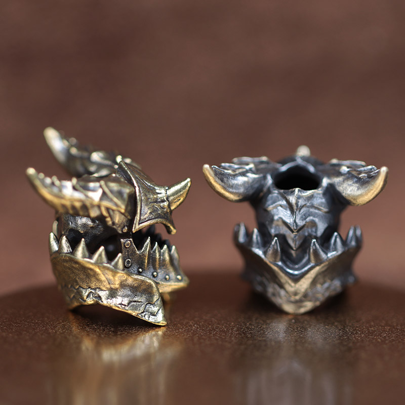 Death Helmet Brass Knife Beads - Paracord Survival Bracelet recensie en prijs